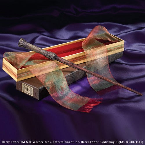 Harry's Wand in Ollivander's box - Noble Collection