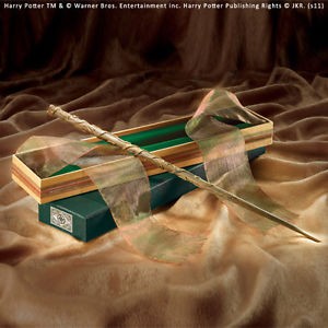 Harry Potter - Hermione's Wand in Ollivanders Box - Noble Collection